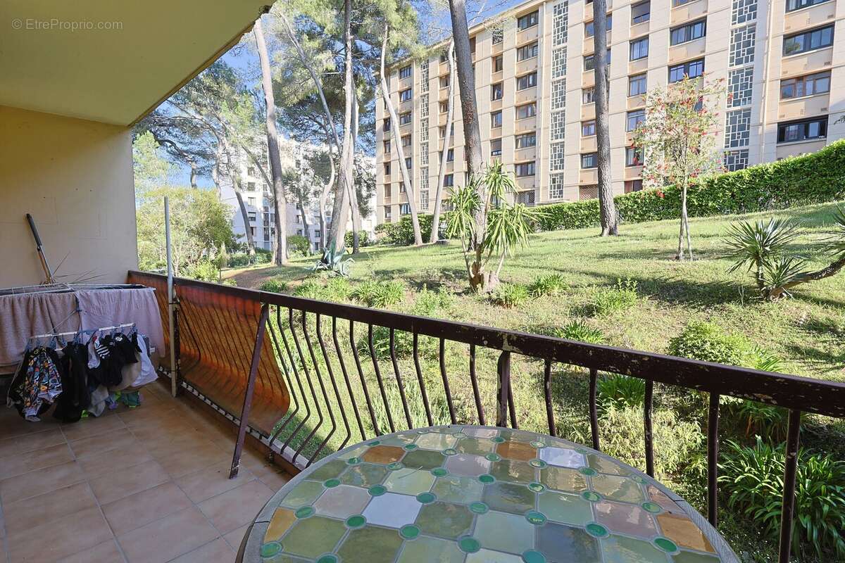 Appartement à LE CANNET
