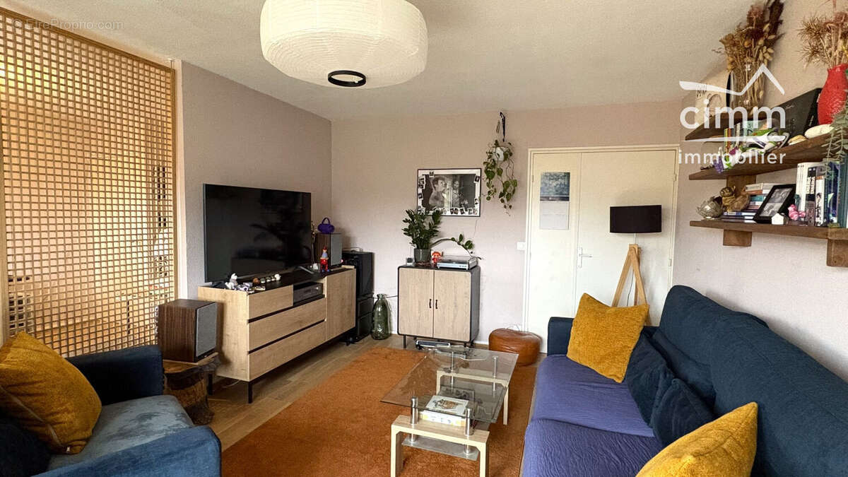 Appartement à SAINT-MARTIN-D&#039;HERES