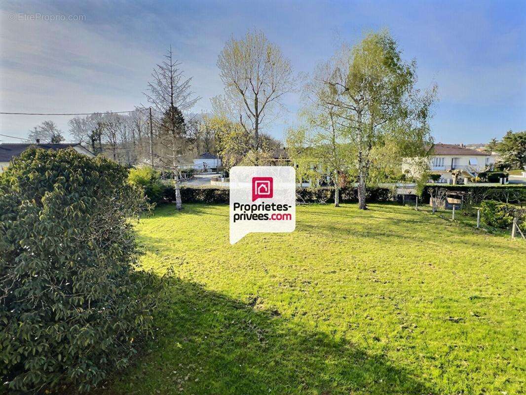 Maison à SAINT-ASTIER