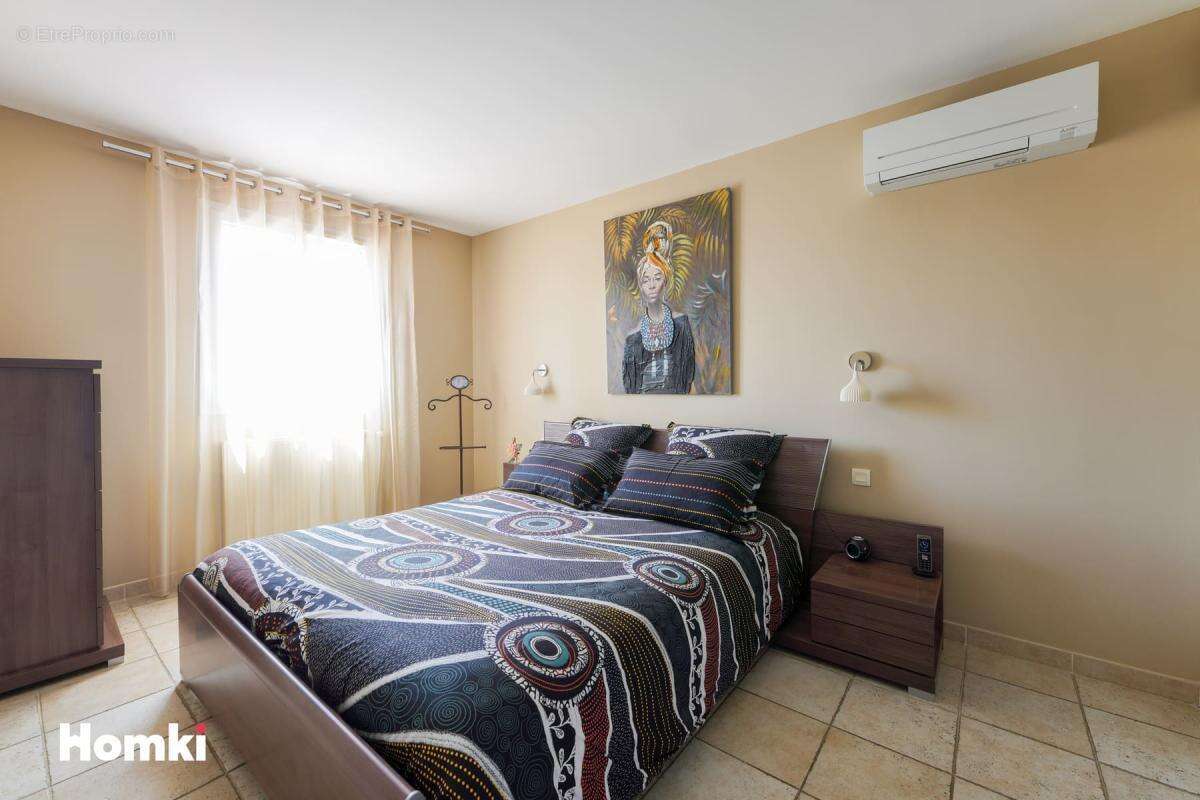Maison/Villa T4 de 106 m2 avec piscine à Marseille 13013 - photo 14