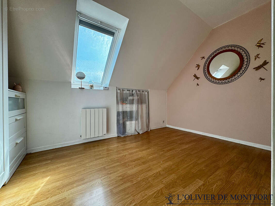 Maison à MONTFORT-L'AMAURY