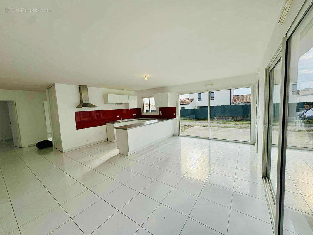 Maison à TREIZE-SEPTIERS