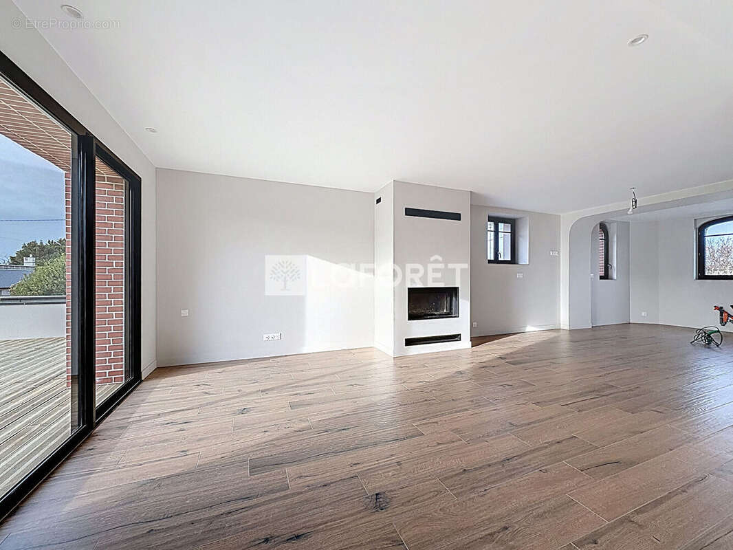 Maison à OUISTREHAM