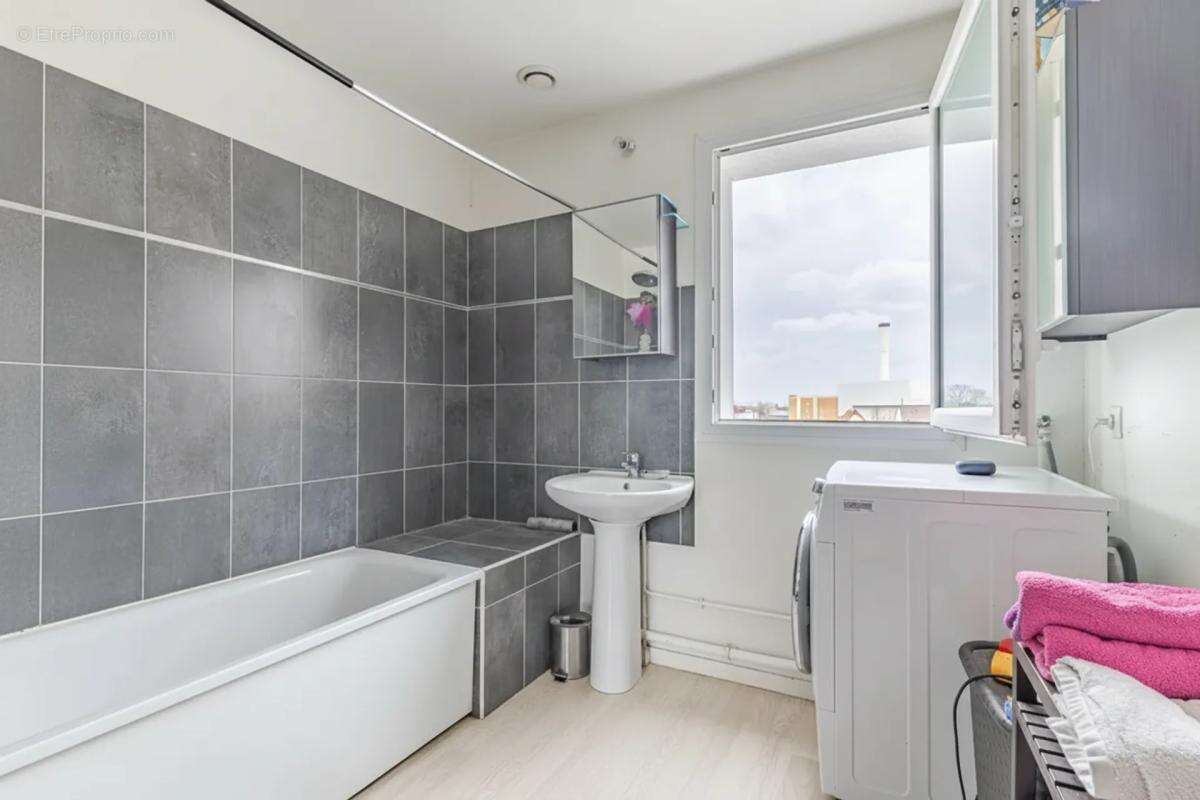 Appartement lumineux 4P avec terrasse sans vis-à-vis - photo 11