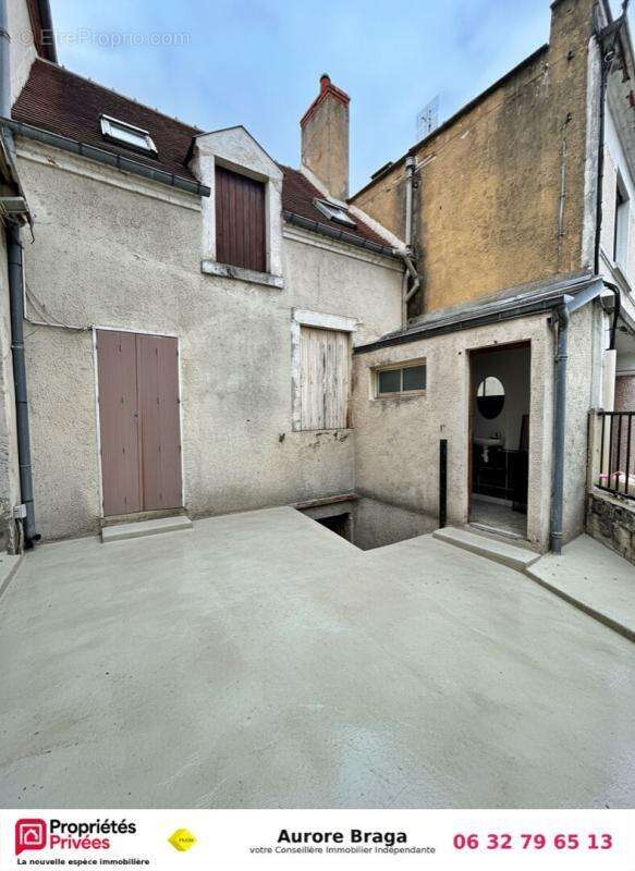 Immeuble Mehun sur Yèvre 189 m2 - photo 14