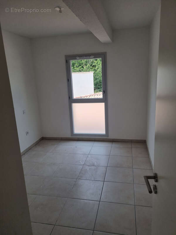 Appartement T4 de 86 m2 avec terrasse 17 m2 et garage , à Marsillargues - photo 10