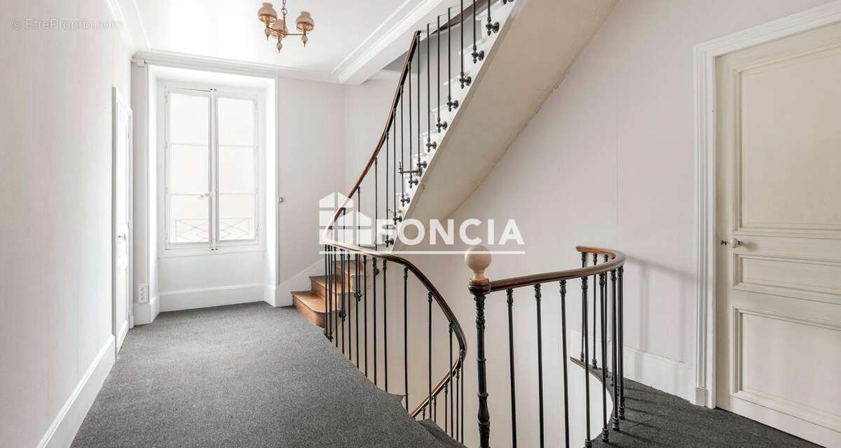 Maison à ETAMPES