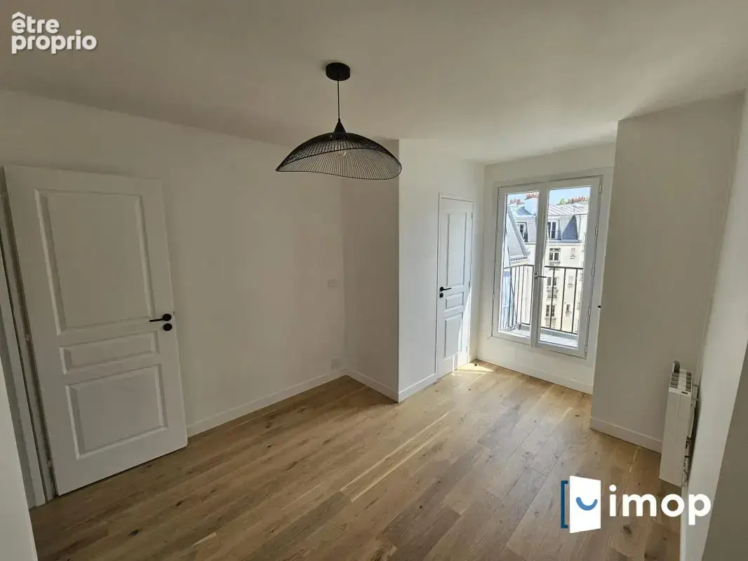 Dernier étage lumineux avec vue Sacré-Cœur – 3 pièces rénové à neuf, 53m² - photo 10