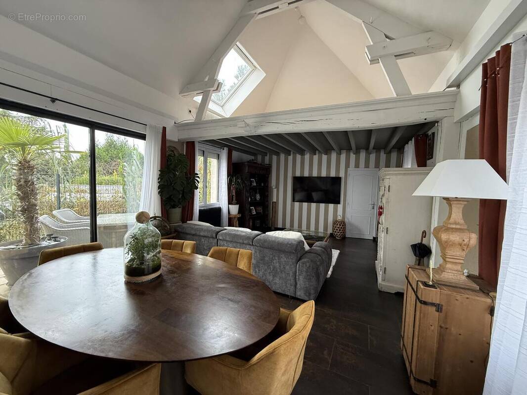 Photo 1 - Maison à SAINT-PARRES-AUX-TERTRES