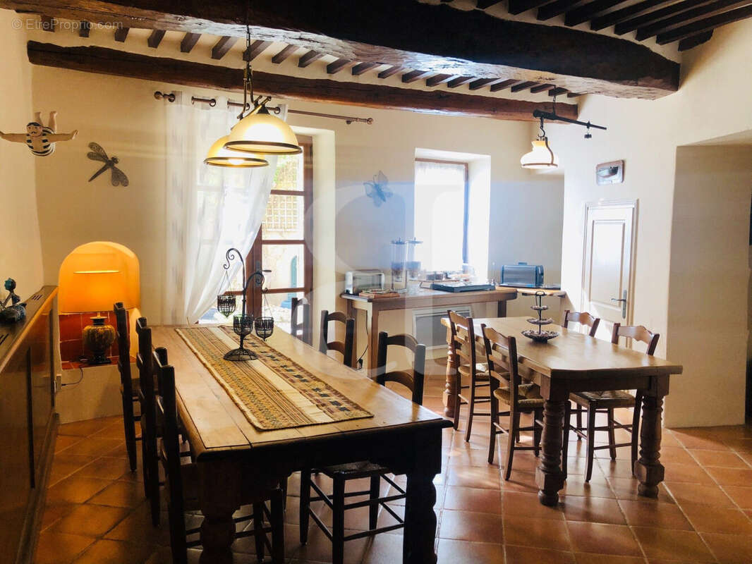 Maison à BUIS-LES-BARONNIES