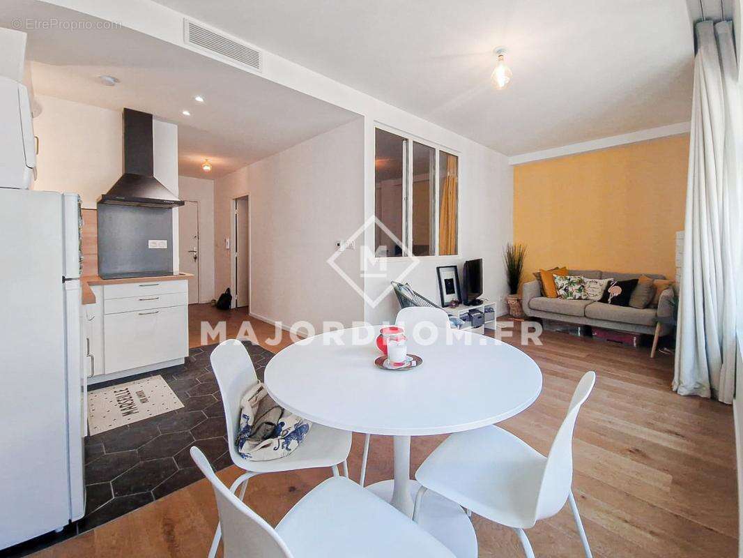 Appartement à MARSEILLE-7E
