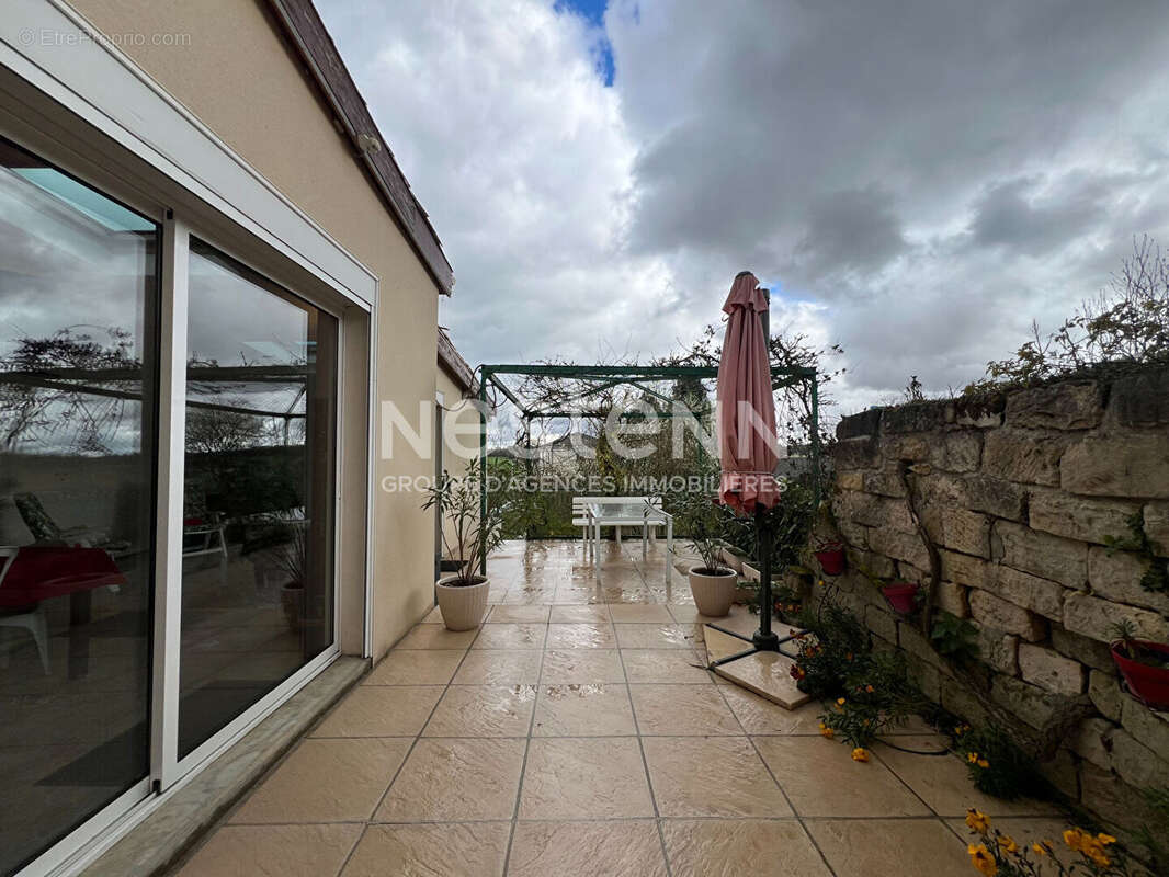 Maison à AULNOIS-EN-PERTHOIS