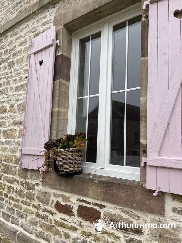 Maison à SAINTE-MARIE-EN-CHAUX