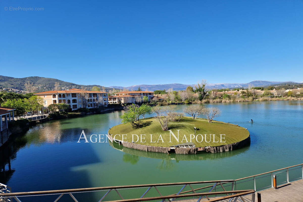 Appartement à MANDELIEU-LA-NAPOULE