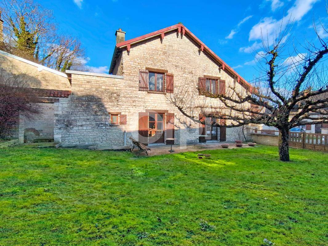 Maison à LAFERTE-SUR-AUBE