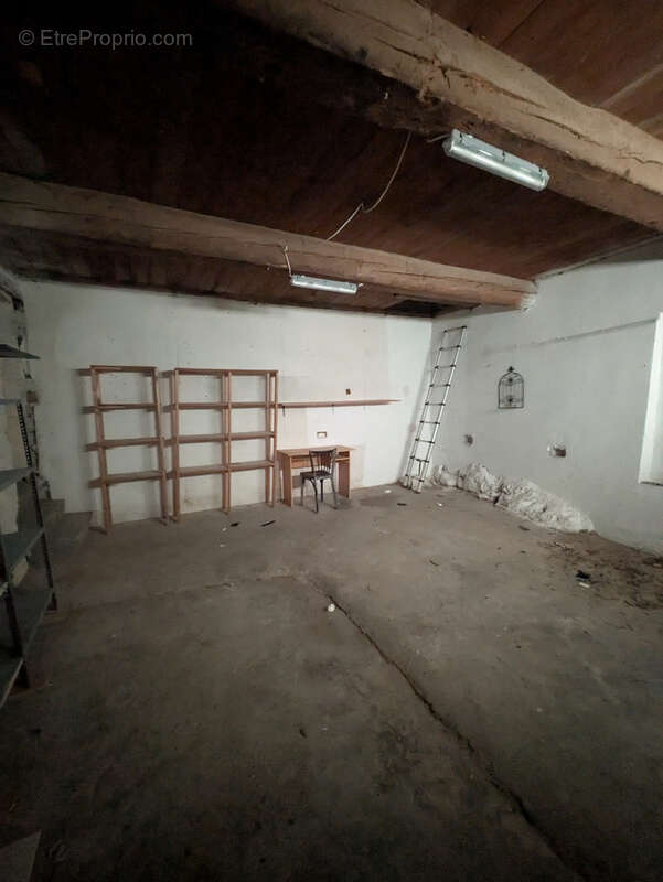 Maison à LAGRASSE