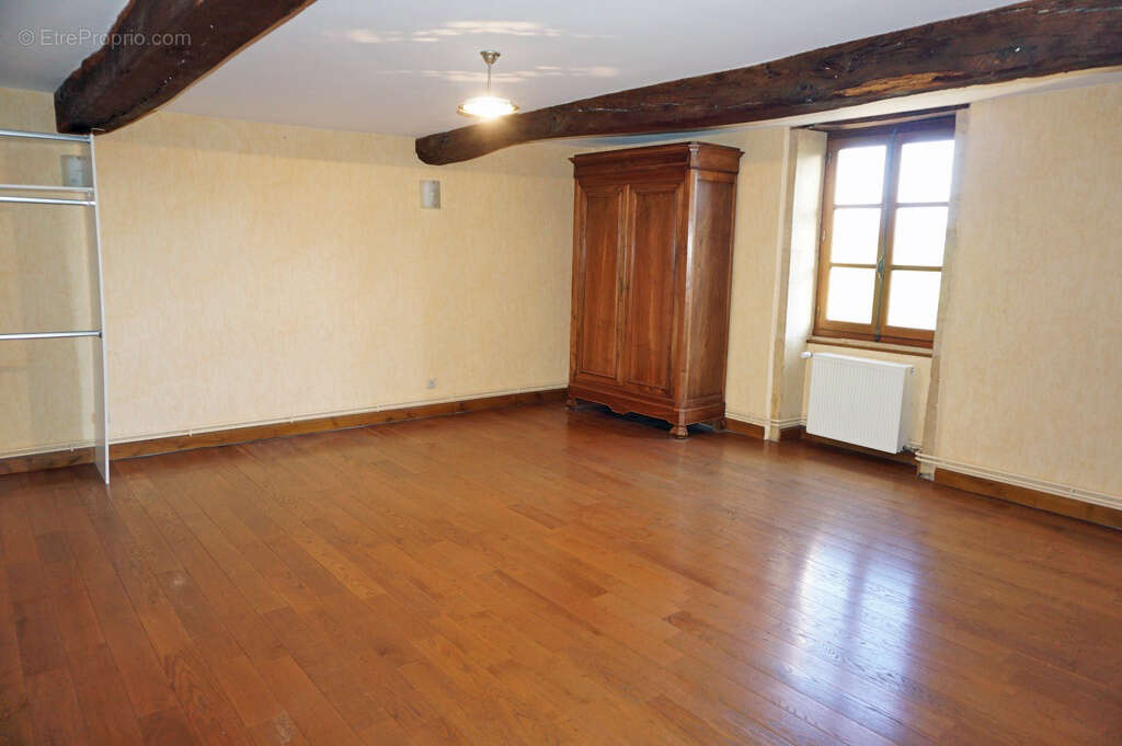 Maison à PARAY-LE-MONIAL