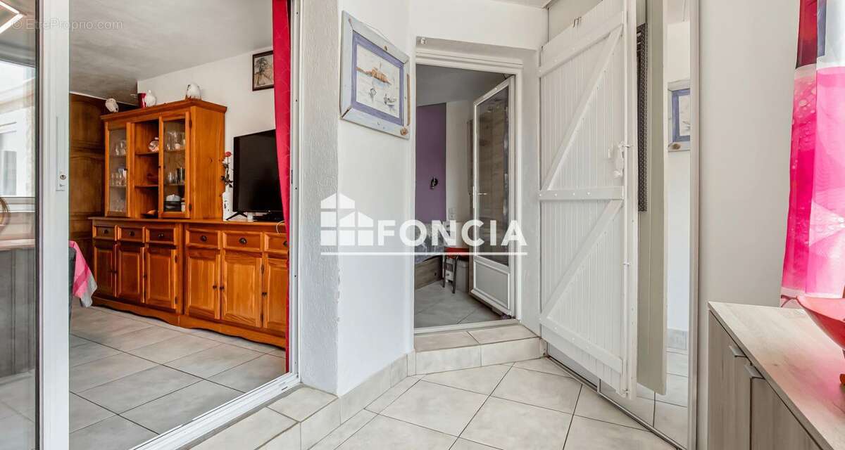 Appartement à VIAS