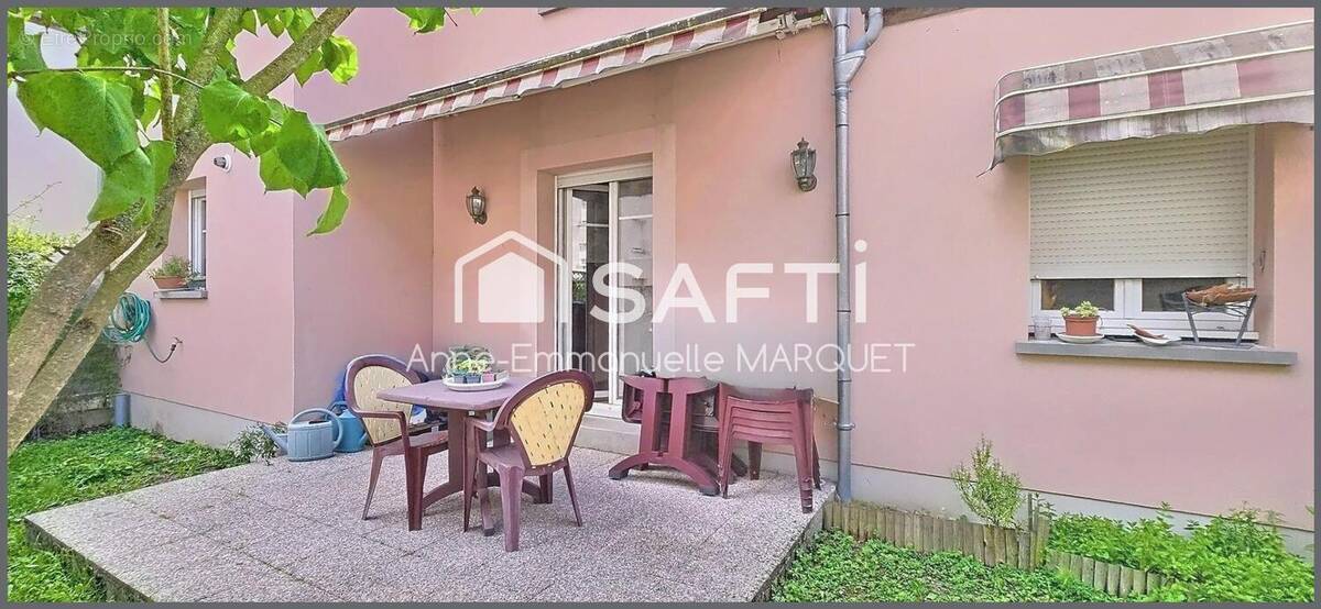 Photo 1 - Maison à SAINT-JEAN-DE-BRAYE