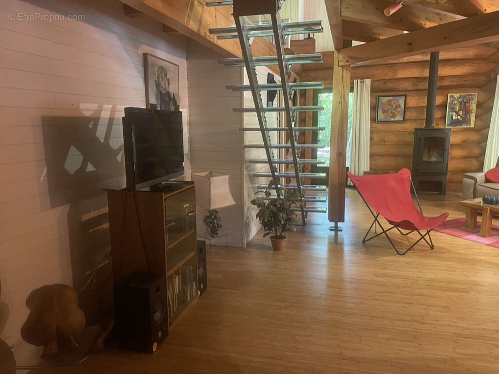 Maison à COMMENSACQ