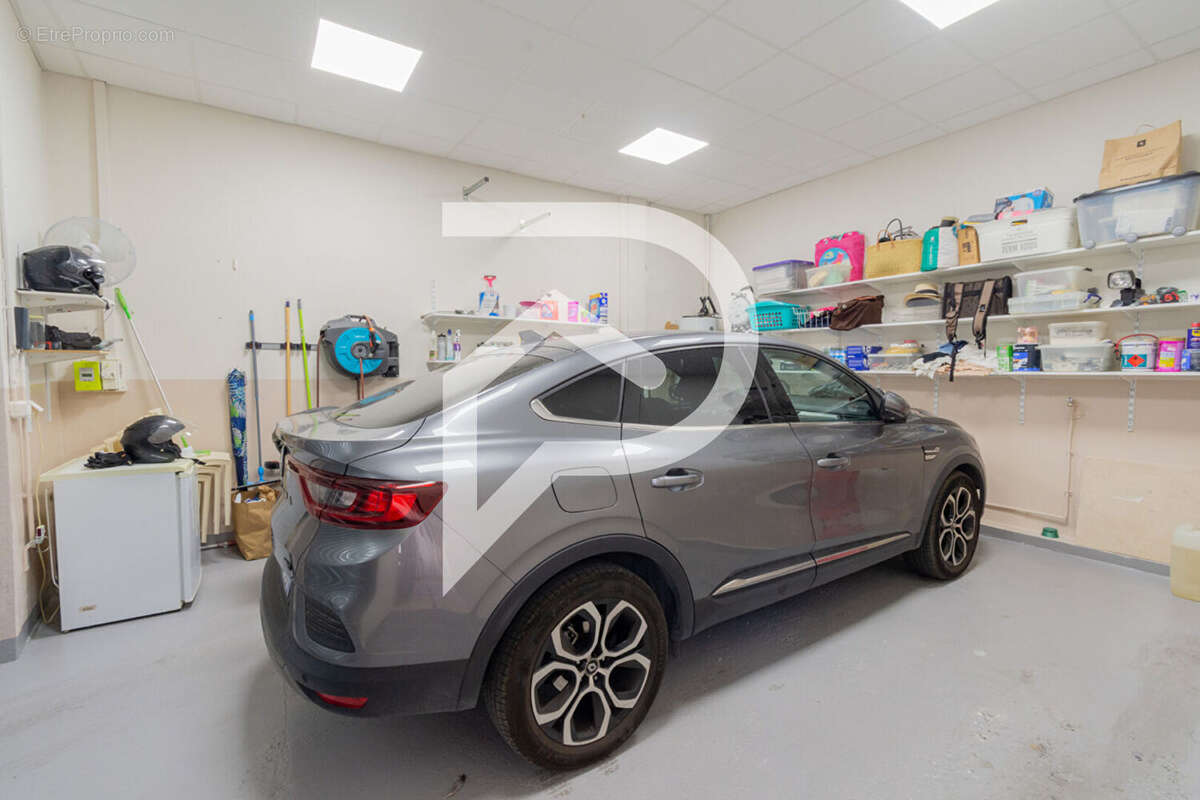 Appartement à MARSEILLE-5E