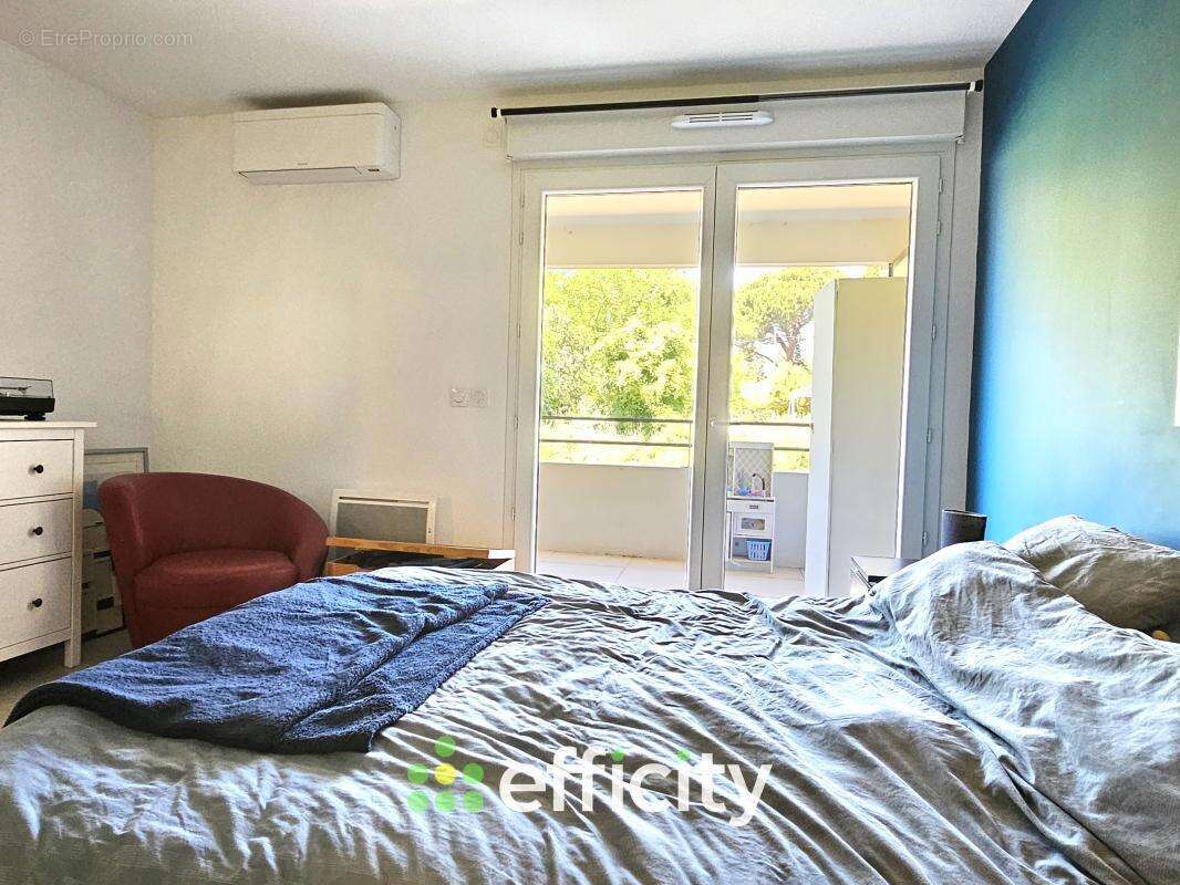 Appartement à MARSEILLE-9E
