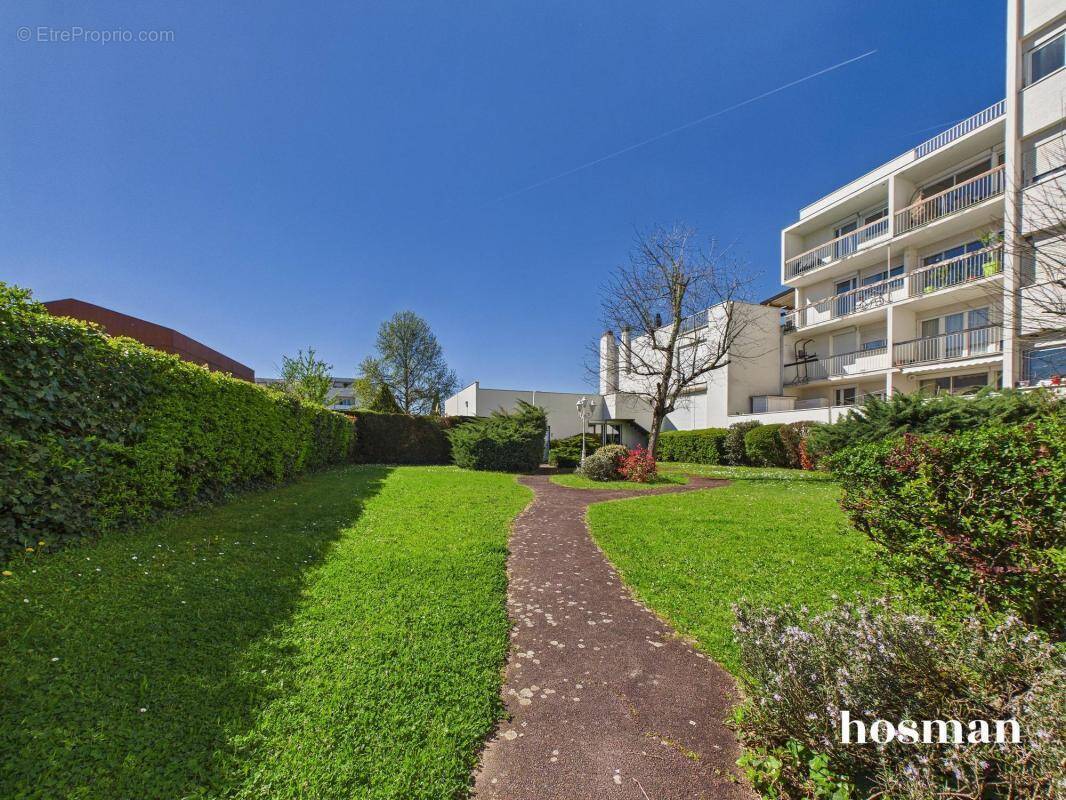 Appartement à LE BOUSCAT