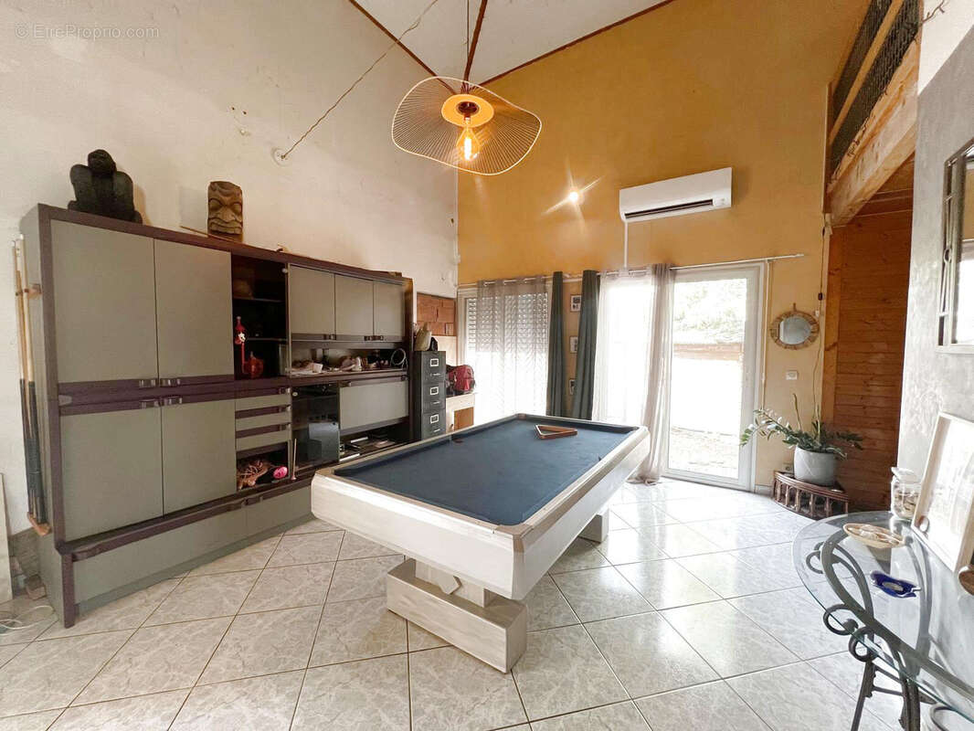 Maison à LAROQUE-DES-ALBERES