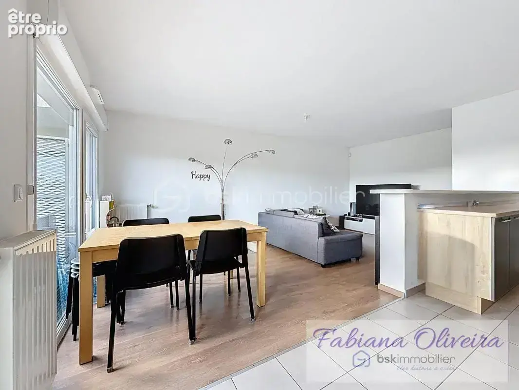 Appartement f3 chessy – 70m² – 325 000 € - photo 2