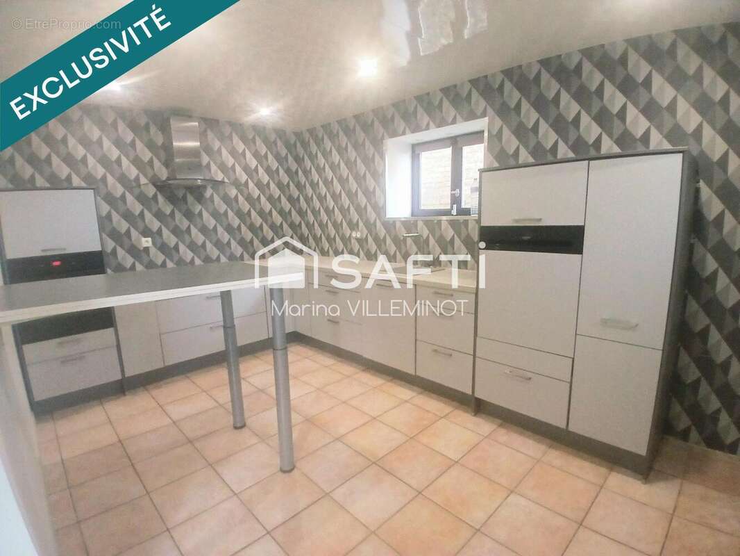 Maison 106 m² à Coucy  - photo 2