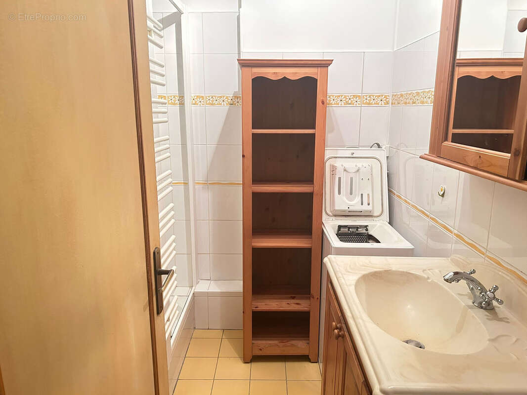 Appartement à SAINT-MAUR-DES-FOSSES