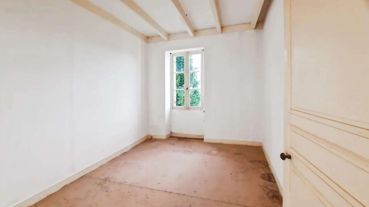 Maison à SAINT-FORT-SUR-GIRONDE