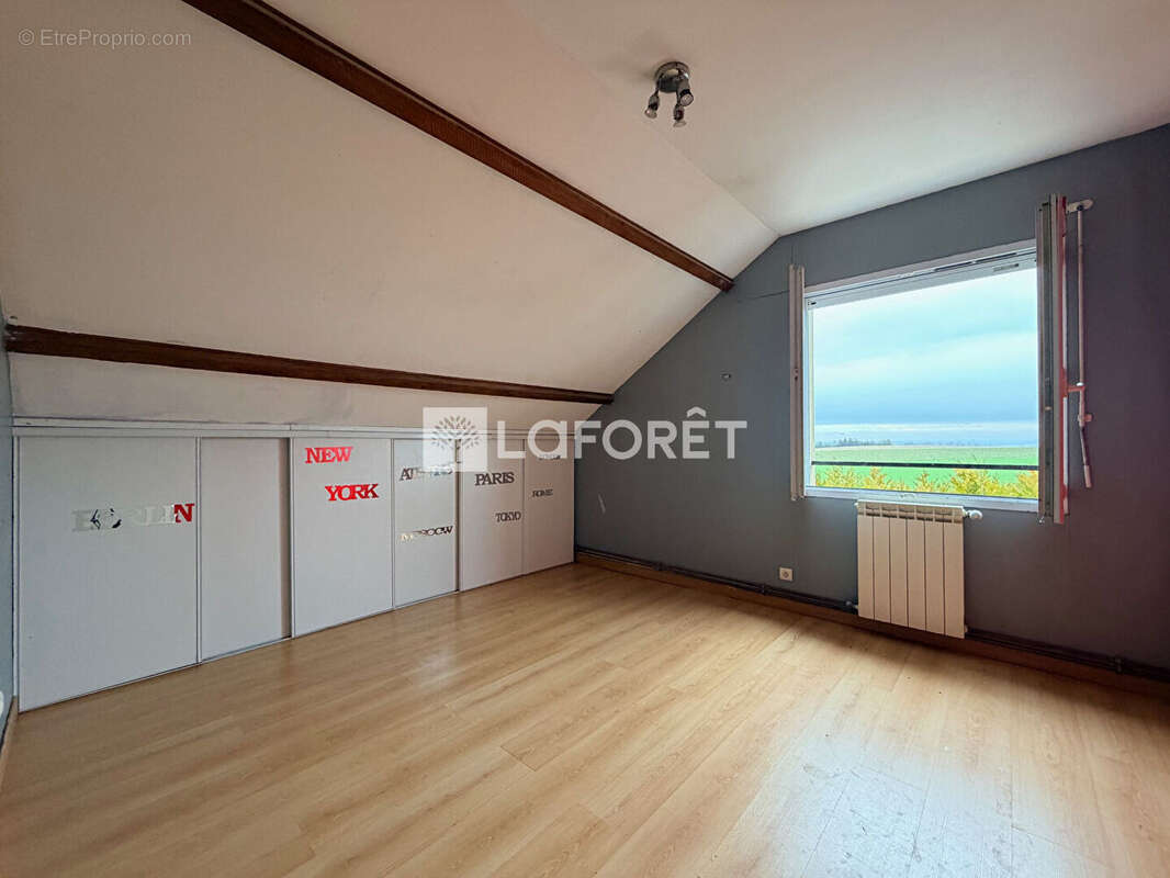 Maison à SOMME-BIONNE