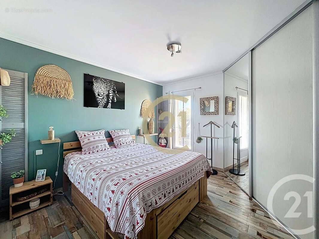 Maison 183 m² à Uzes  - photo 5