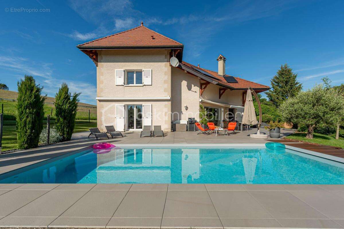 Magnifique propriété de charme / Piscine / Sous-sol / Terrain XXL - photo 2