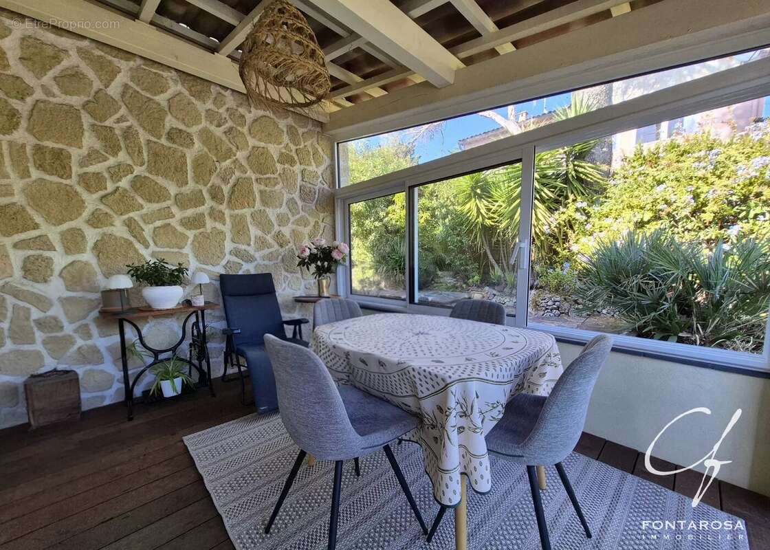 Maison à SAINT-RAPHAEL