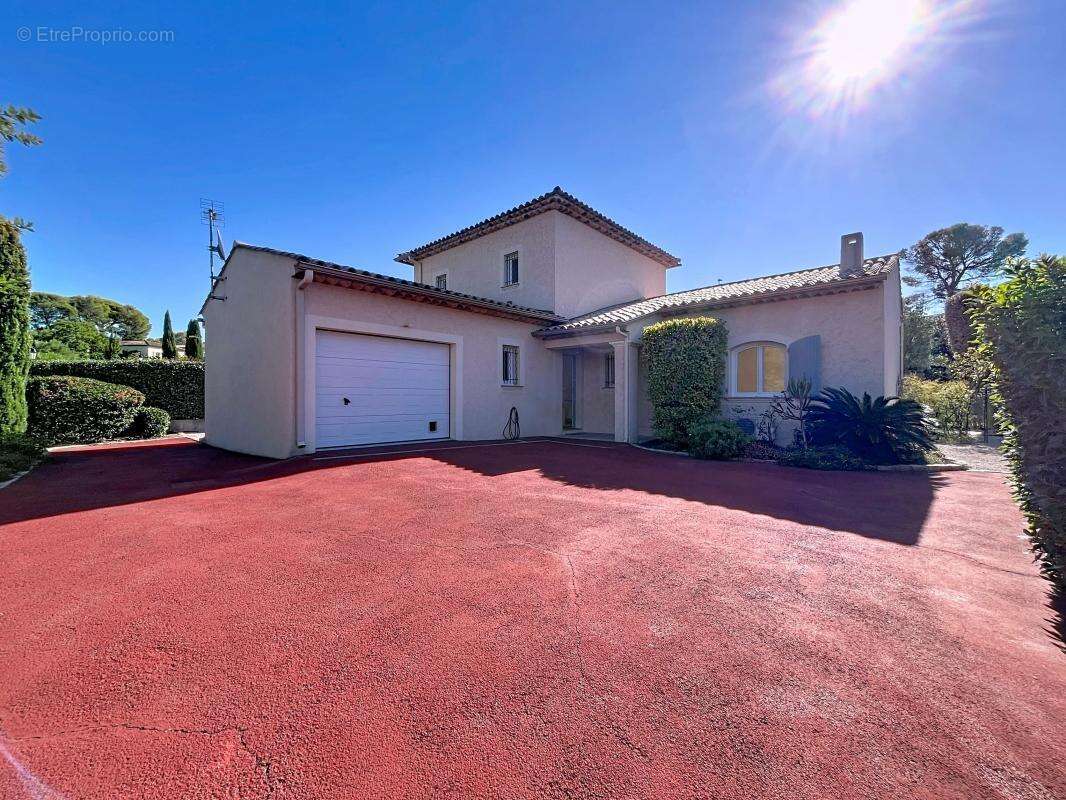 Maison à SAINT-RAPHAEL