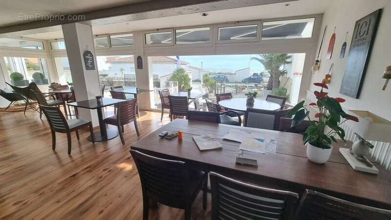 Commerce à SAINT-PIERRE-D&#039;OLERON