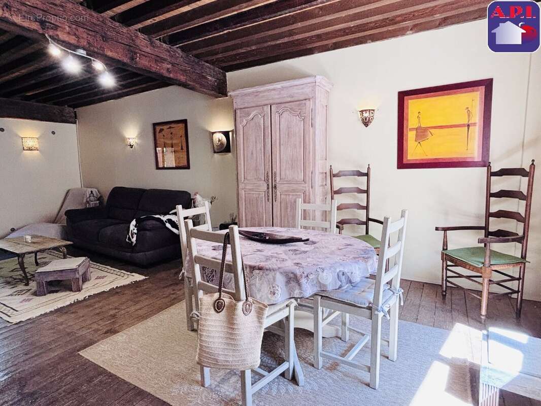 Maison à MERIAL
