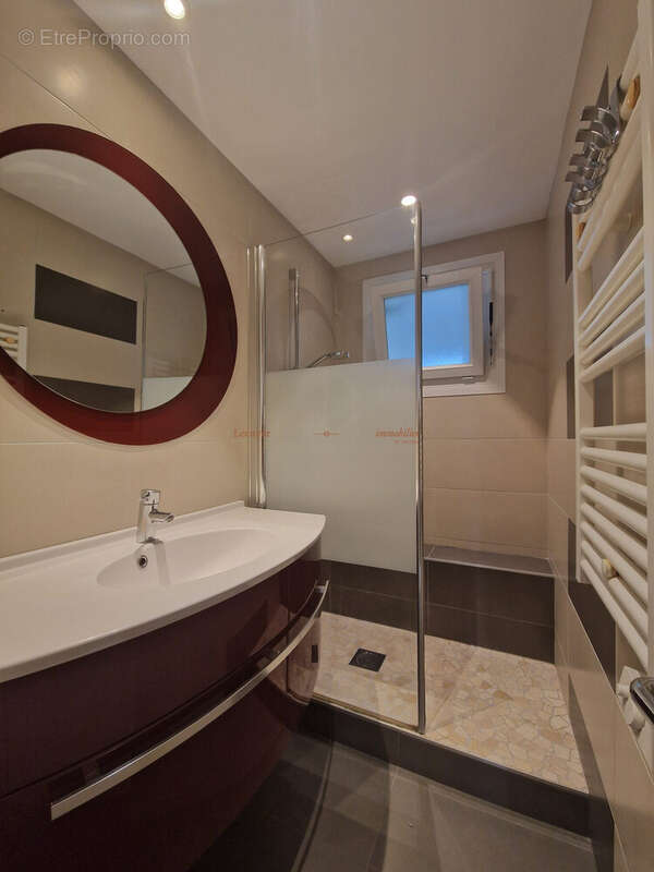 Appartement 72 m² à Reze  - photo 6