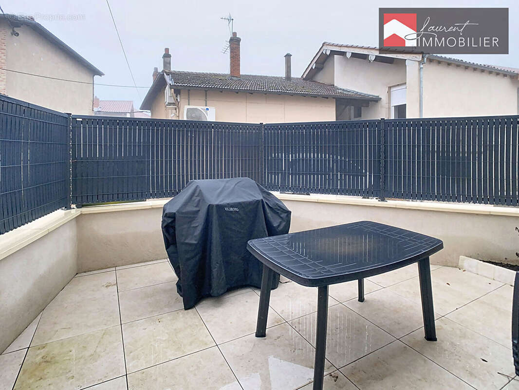 Appartement à MANZIAT