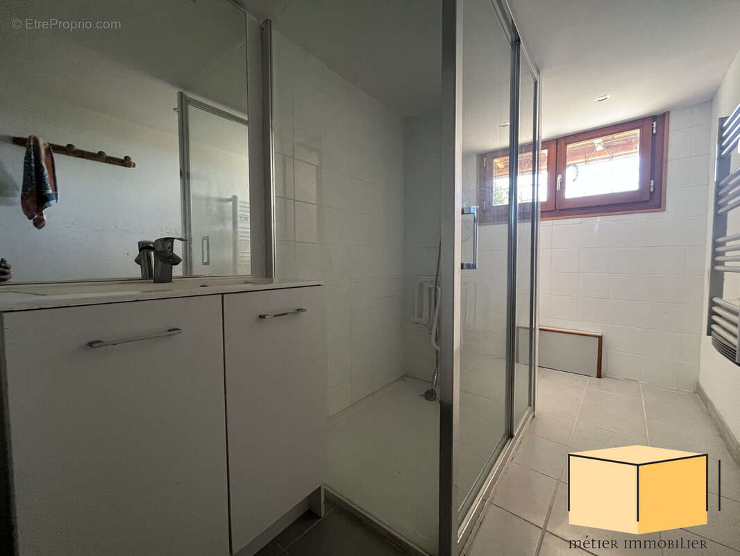 Maison 162 m² à Virieu-Le-Petit  - photo 5
