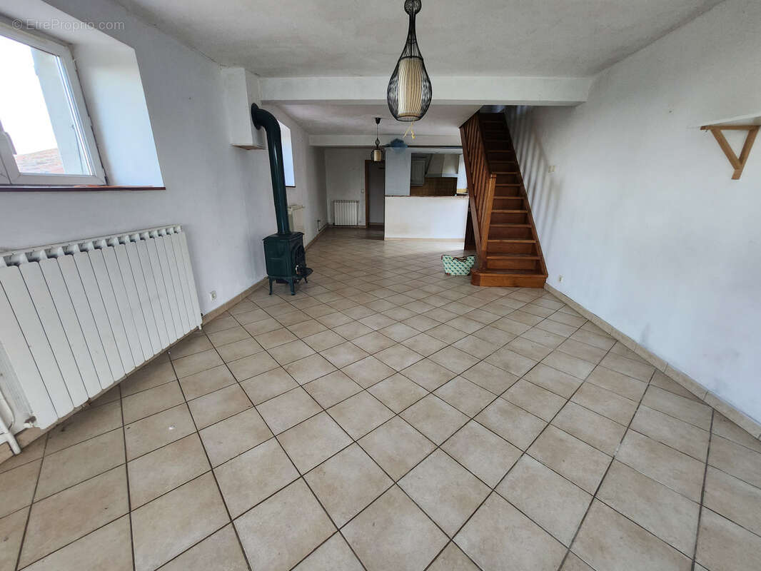 Maison à AILHON