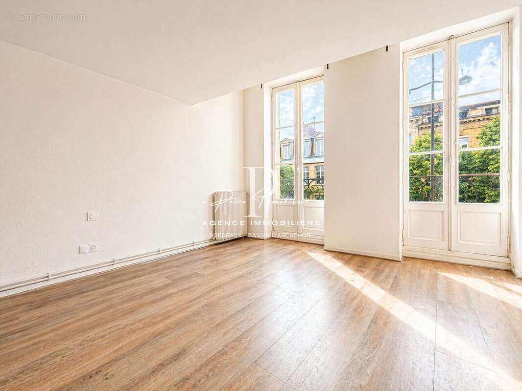 Appartement à BORDEAUX