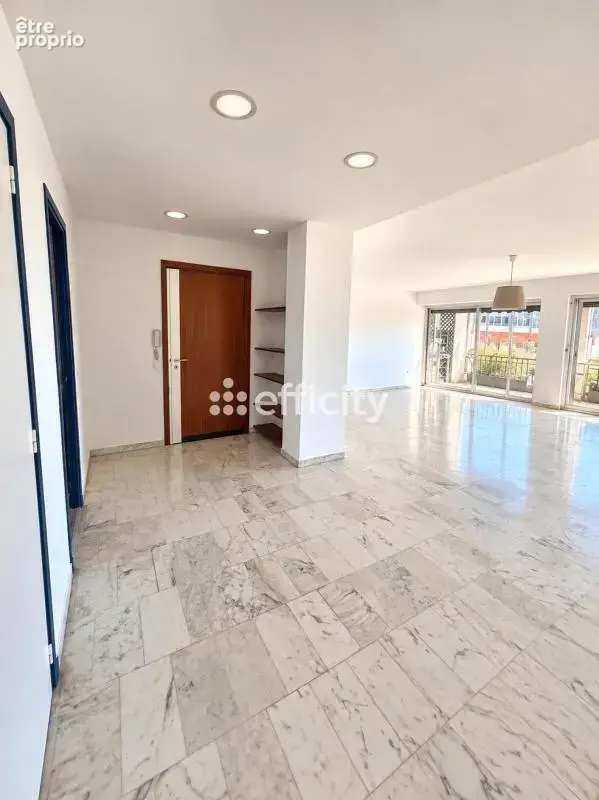 Appartement 5 pièces 139 m² à vendre à Marseille-8e (13008) - photo 7