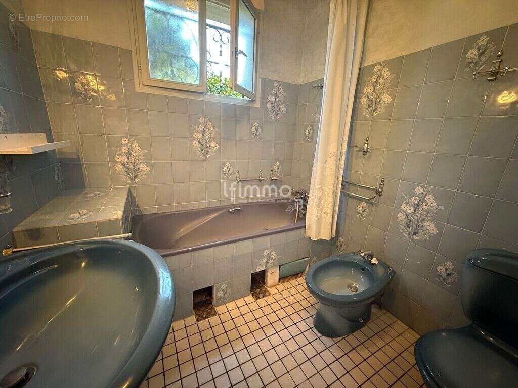 Maison à VILLENAVE-D'ORNON