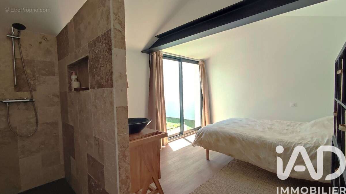 Maison 86 m² à Angoulins  - photo 9