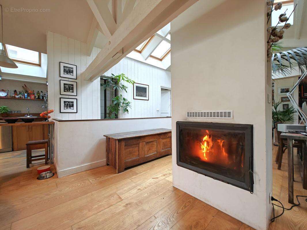 Appartement à PARIS-18E