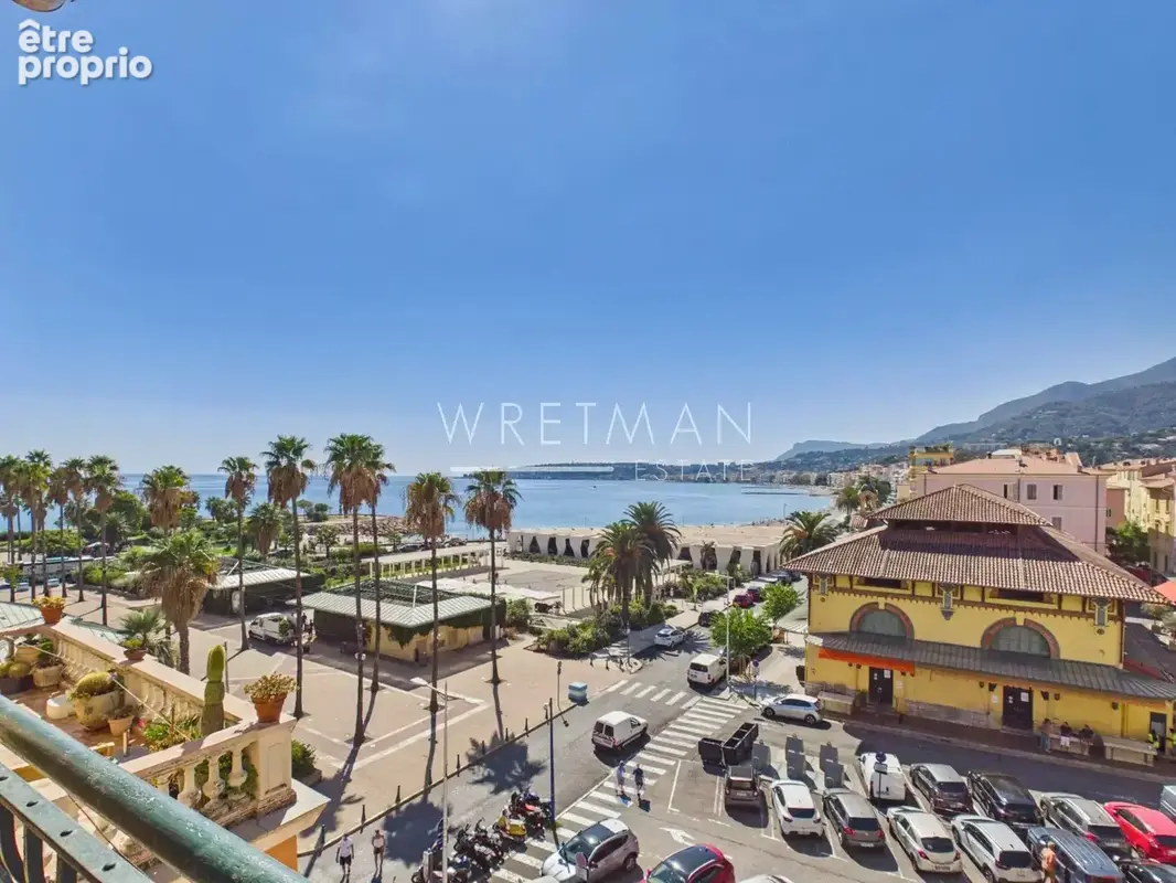 2 pièces rénové avec balconnet et vue mer - Menton Vieux Port - photo 2