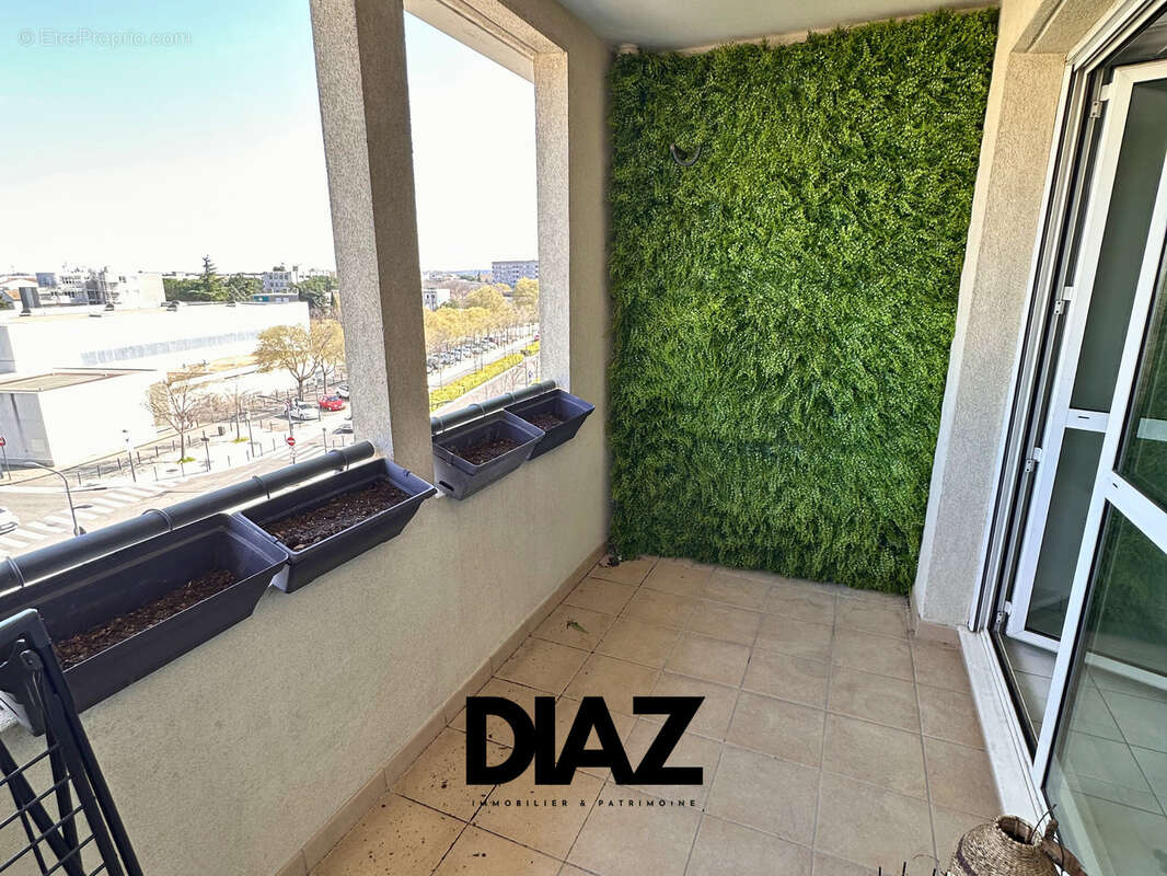 Appartement à NIMES